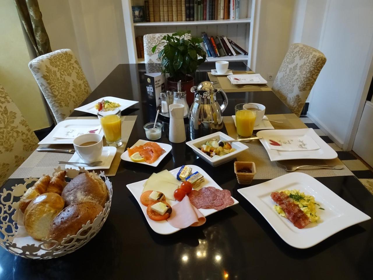 Karolingerhof Ξενοδοχείο Kröv Εξωτερικό φωτογραφία